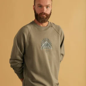 02041 | ELSK ISBJERG TVÆRS MEN'S CREWNECK | SMOKEY OLIVE